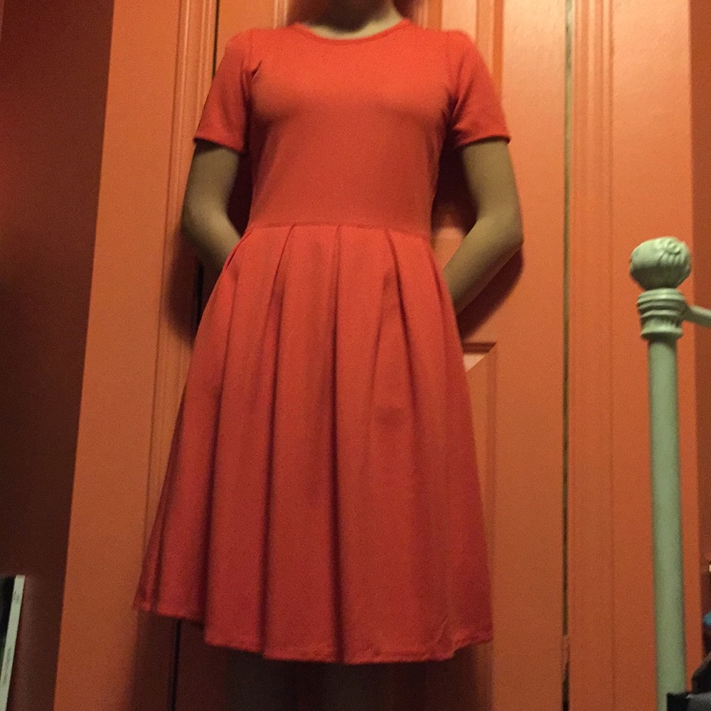 M LulaRoe Amelia melon